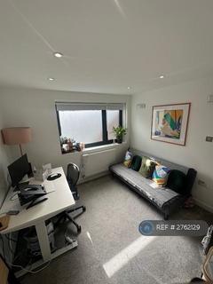 2 bedroom flat to rent, Sybil House, London, SE19