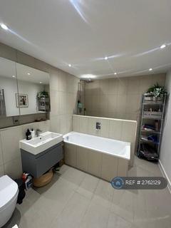 2 bedroom flat to rent, Sybil House, London, SE19