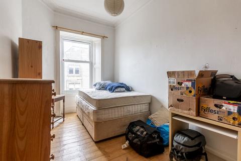 2 bedroom flat to rent, 2046L Edina Place, Edinburgh, EH7 5RN