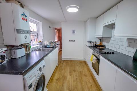 3 bedroom terraced house for sale, Llanover Road, Plumstead, London, SE18