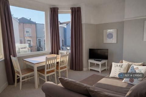 2 bedroom flat to rent, Redland Road, Bristol, BS6