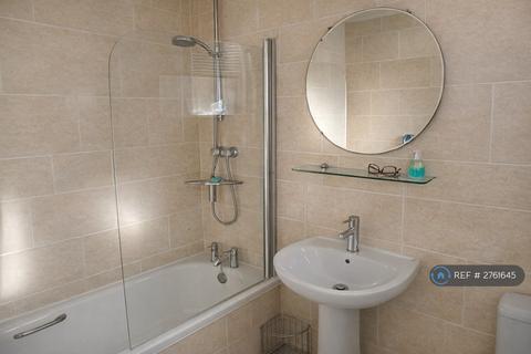 2 bedroom flat to rent, Redland Road, Bristol, BS6