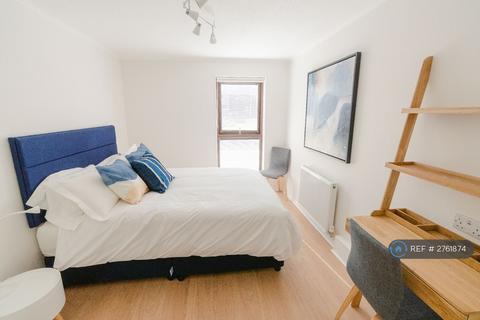 2 bedroom flat to rent, Commercial Road, Exeter, EX2