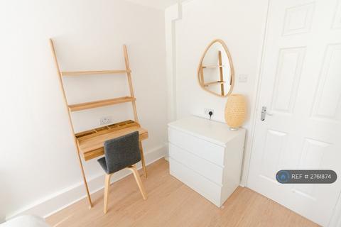 2 bedroom flat to rent, Commercial Road, Exeter, EX2