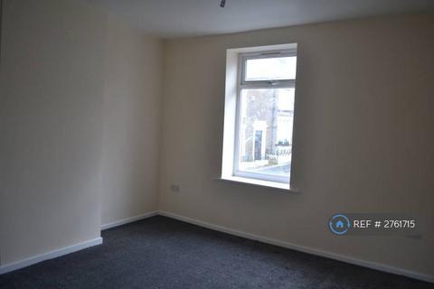 3 bedroom end of terrace house to rent, Primrose Terrace, Darwen, BB3