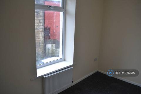 3 bedroom end of terrace house to rent, Primrose Terrace, Darwen, BB3