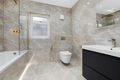 5 bedroom detached house for sale, Sudbury Court Drive, HARROW