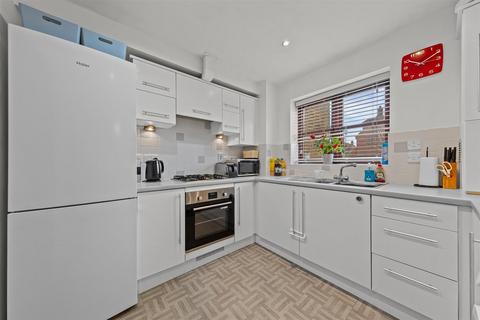 2 bedroom apartment for sale, Berrington Grove, Milton Keynes MK4