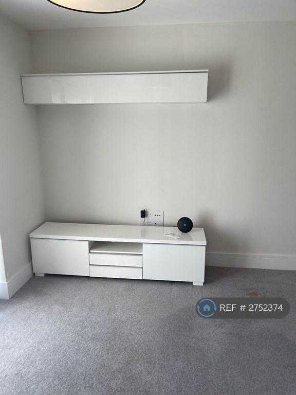 Bedroom2/Reception Room