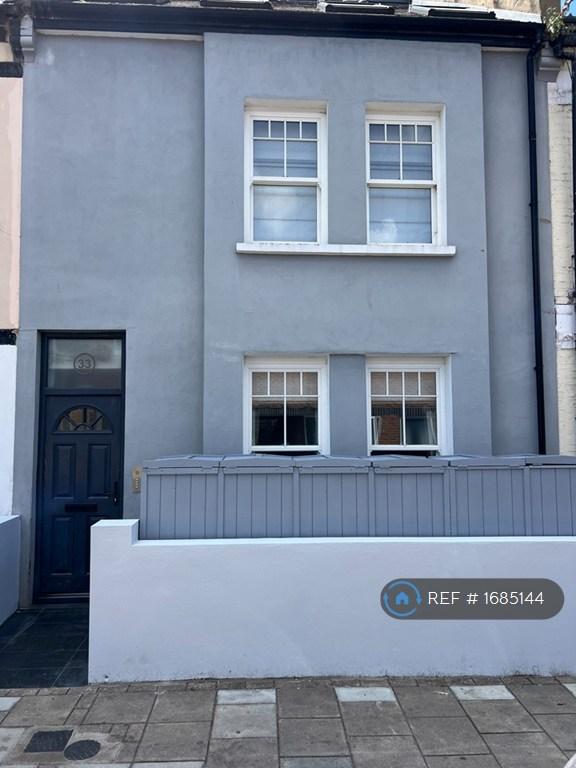 Exterior (Recently Painted)