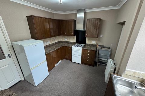 2 bedroom terraced house to rent, Oxford Street, Stalybridge SK15
