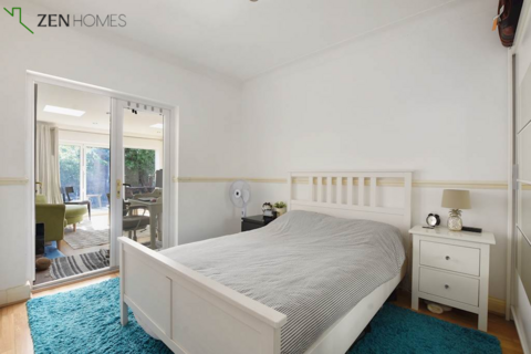 3 bedroom terraced house for sale, Great Cambridge Road, London N18