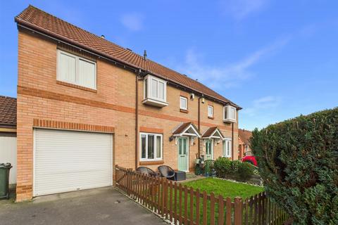 4 bedroom semi-detached house for sale, Appleby Park, North Shields
