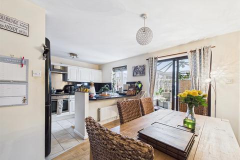 4 bedroom semi-detached house for sale, Appleby Park, North Shields