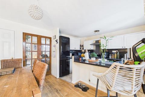 4 bedroom semi-detached house for sale, Appleby Park, North Shields