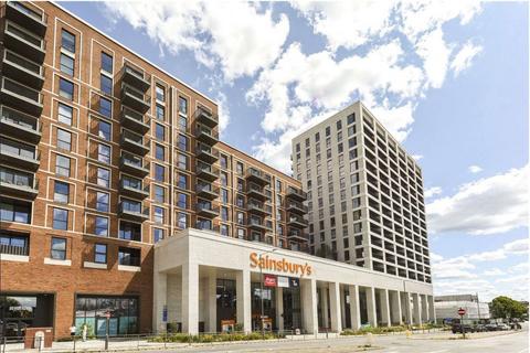 2 bedroom apartment to rent, Lindley House, London NW9