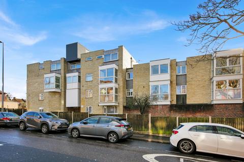 2 bedroom flat for sale, Church Hill, West Court Church Hill, E17