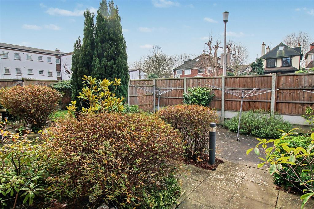 Communal Garden 1.jpg