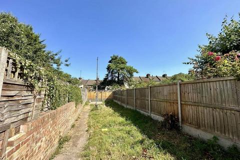 4 bedroom terraced house for sale, Castle Avenue, Rochester