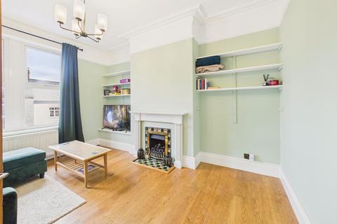 3 bedroom flat for sale, Dean Street, Gateshead, NE9