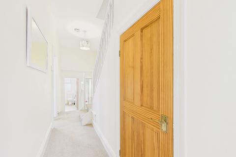 3 bedroom flat for sale, Dean Street, Gateshead, NE9