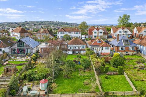 2 bedroom detached bungalow for sale, Fairlight Avenue, Hastings