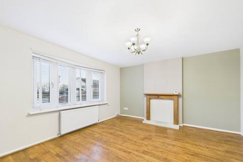 3 bedroom semi-detached house to rent, Stour Road, Manchester M29