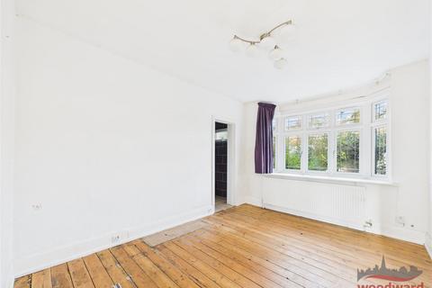 3 bedroom semi-detached house for sale, Boxtree Road, Harrow