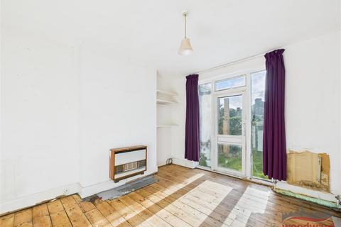 3 bedroom semi-detached house for sale, Boxtree Road, Harrow