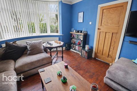 3 bedroom semi-detached house for sale, Ruskin Avenue, Lincoln