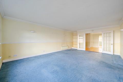 undefined, Vale Road, Weybridge, KT13
