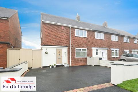 3 bedroom townhouse for sale, Denry Crescent, Bradwell, Newcastle