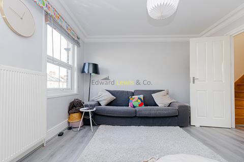 1 bedroom flat to rent, Roden Street, London N7