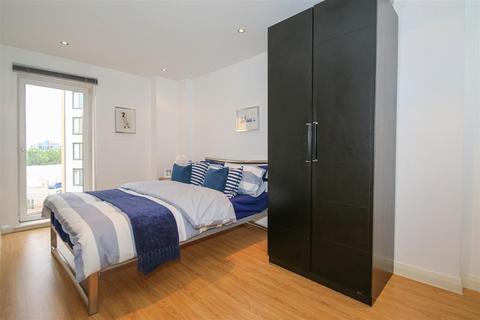 2 bedroom apartment to rent, XQ7 Building, Taylorson Street South, Salford