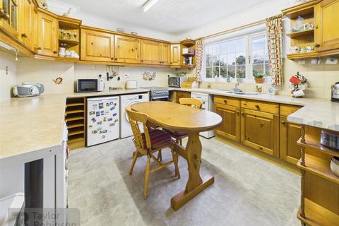 3 bedroom semi-detached house for sale, Three Bridges Road, Three Bridges, Crawley