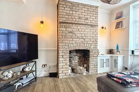 2 bedroom terraced house for sale, Highfield Street, Coalville, LE67