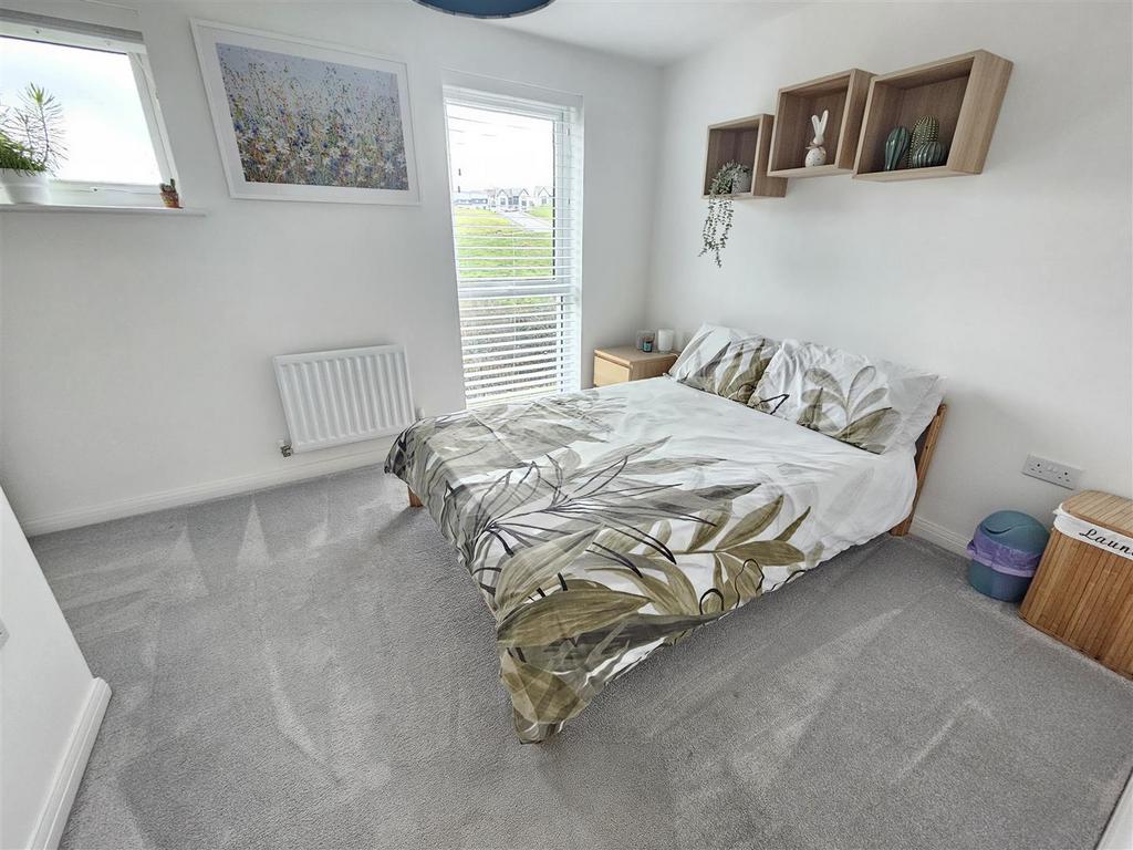 Bedroom 2.jpg