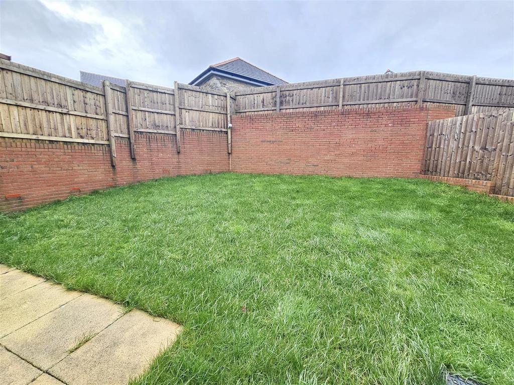 Rear Gardens.jpg