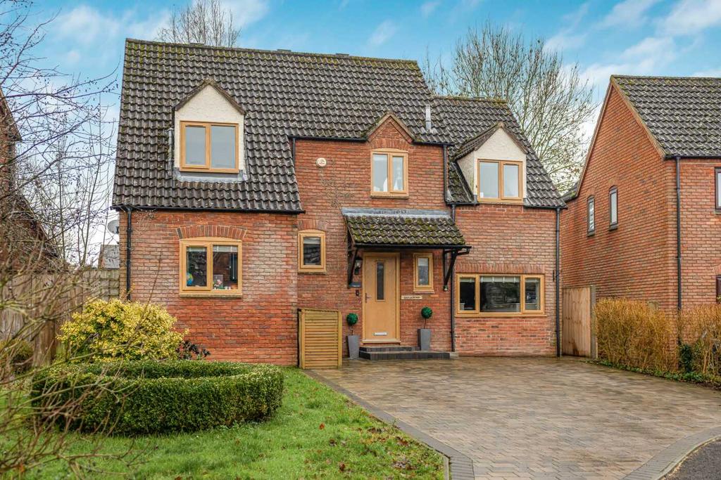 Front Willow Rise