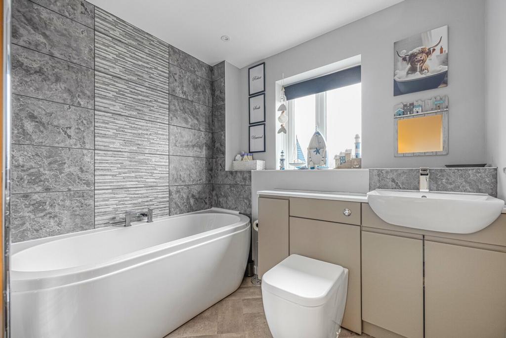 Bathroom Willow