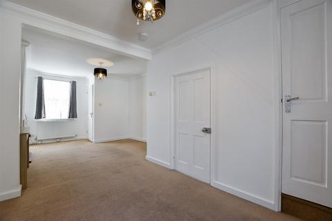 2 bedroom terraced house to rent, Orchard Street, Maidstone