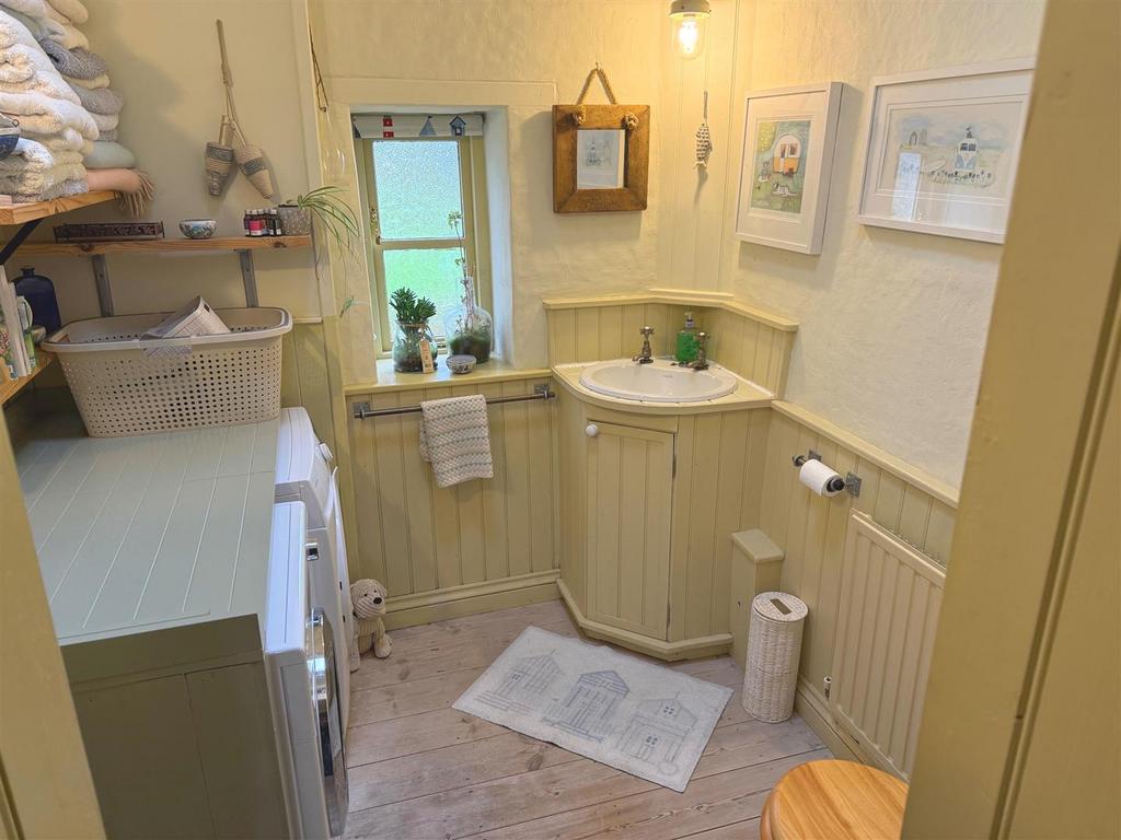 Utility Room.jpg