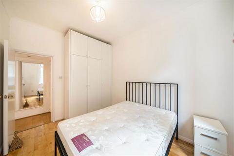 2 bedroom flat to rent, Cleveland Street, London W1T
