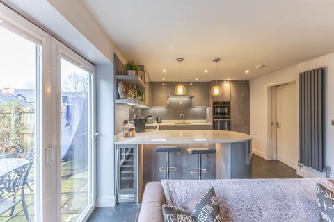 4 bedroom terraced house for sale, 43 Whinlatter Drive, Kendal