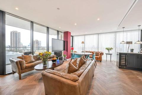 undefined, Merino Gardens, London, E1W