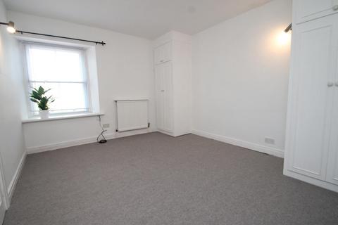 1 bedroom flat to rent, Park Parade, Harrogate, North Yorkshire, UK, HG1