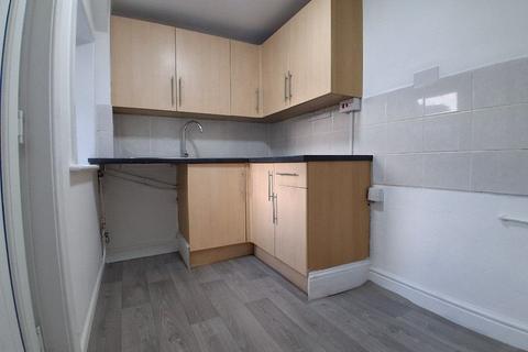 2 bedroom terraced house to rent, Burnley  BB12