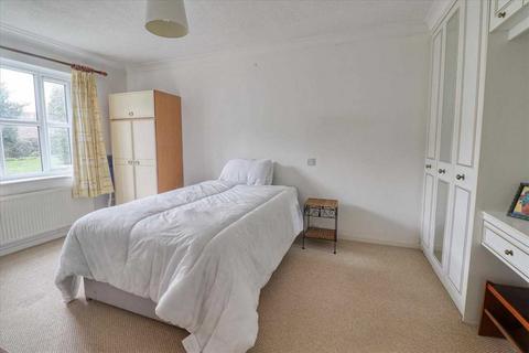 1 bedroom bungalow for sale, East Clacton CO15