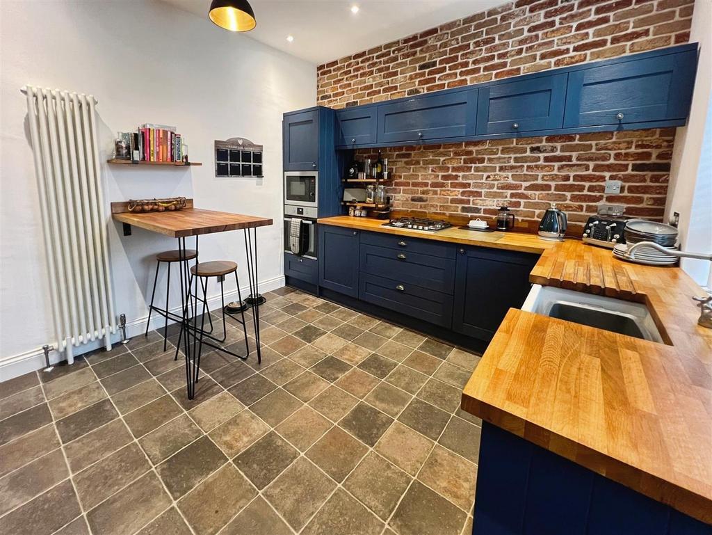 Breakfast Kitchen