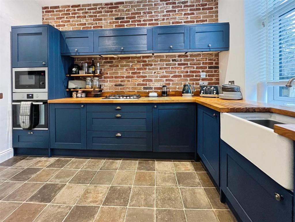 Breakfast Kitchen